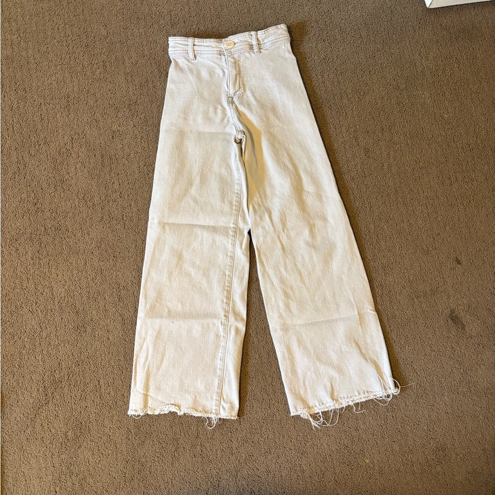 Girls Grey Frayed Hem Jeans